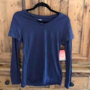 - Danskin long sleeve tee